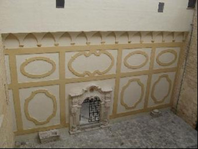 Tricase - piazza Giuseppe Pisanelli - Uno scorcio dell'atrio di Palazzo Gallone Tricase - piazza Giuseppe Pisanelli - Uno scorcio dell'atrio di Palazzo Gallone
